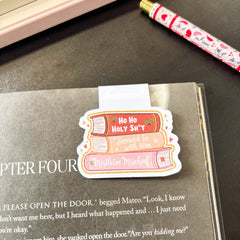 Xmas Book Stack Magnetic Bookmark